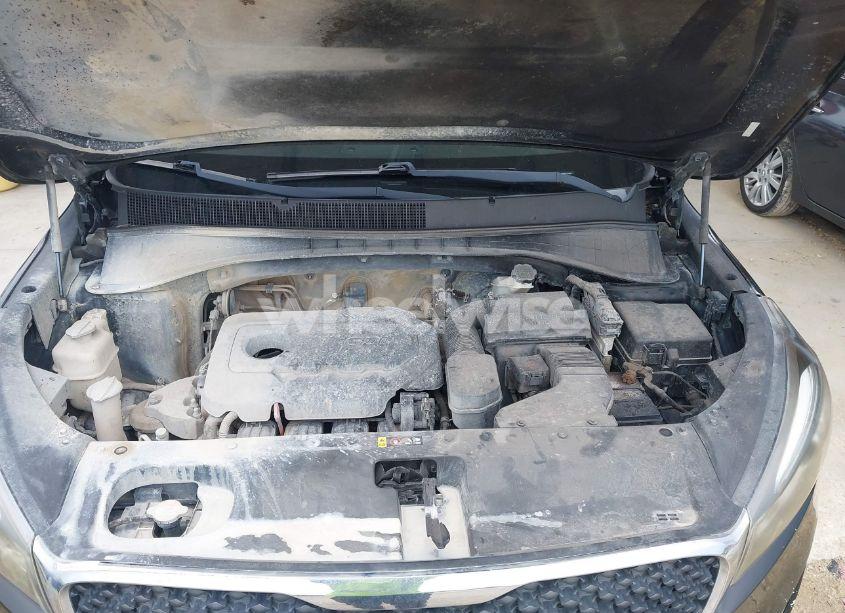 Photo 10 of 2016 Kia Sorento 2.4L L (VIN 5XYPG4A36GG171639)