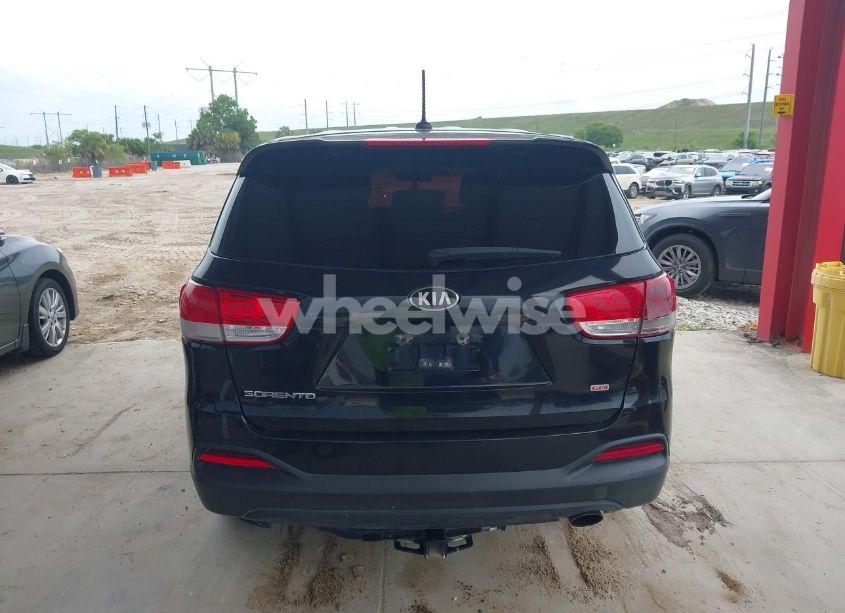 Photo 16 of 2016 Kia Sorento 2.4L L (VIN 5XYPG4A36GG171639)