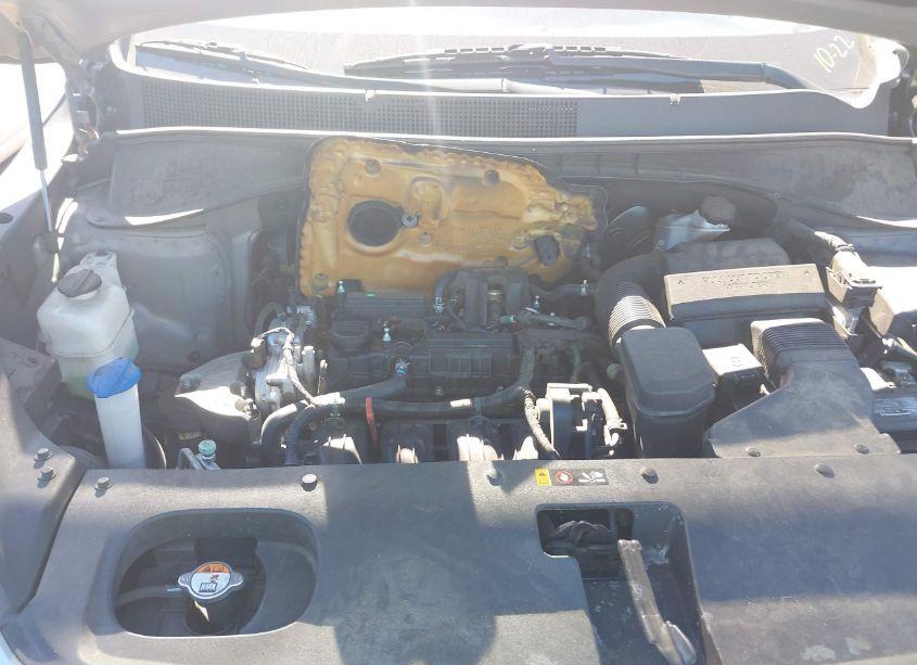 Photo 10 of 2017 Kia Sorento 2.4L LX (VIN 5XYPG4A36HG209713)