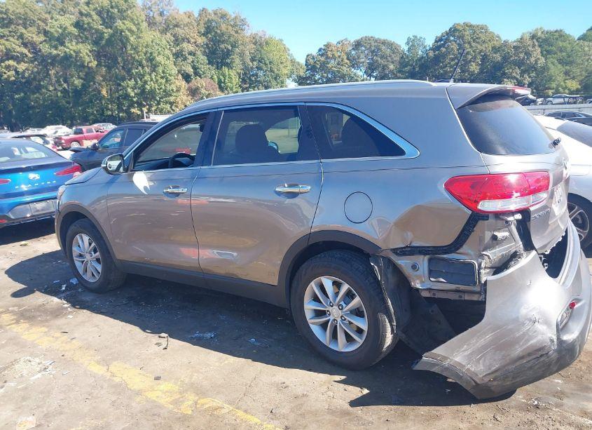 Photo 14 of 2017 Kia Sorento 2.4L LX (VIN 5XYPG4A36HG209713)