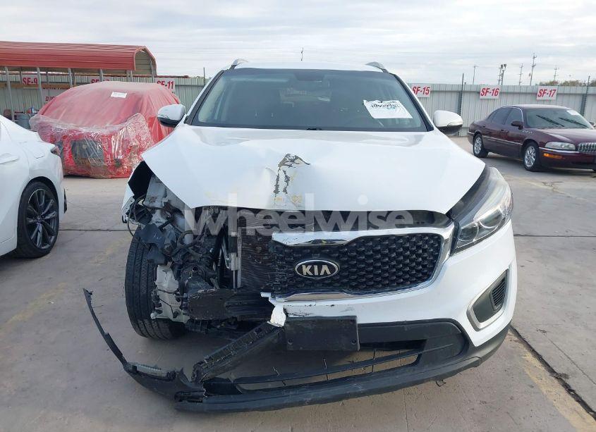 Photo 13 of 2017 Kia Sorento 2.4L LX (VIN 5XYPG4A36HG222199)