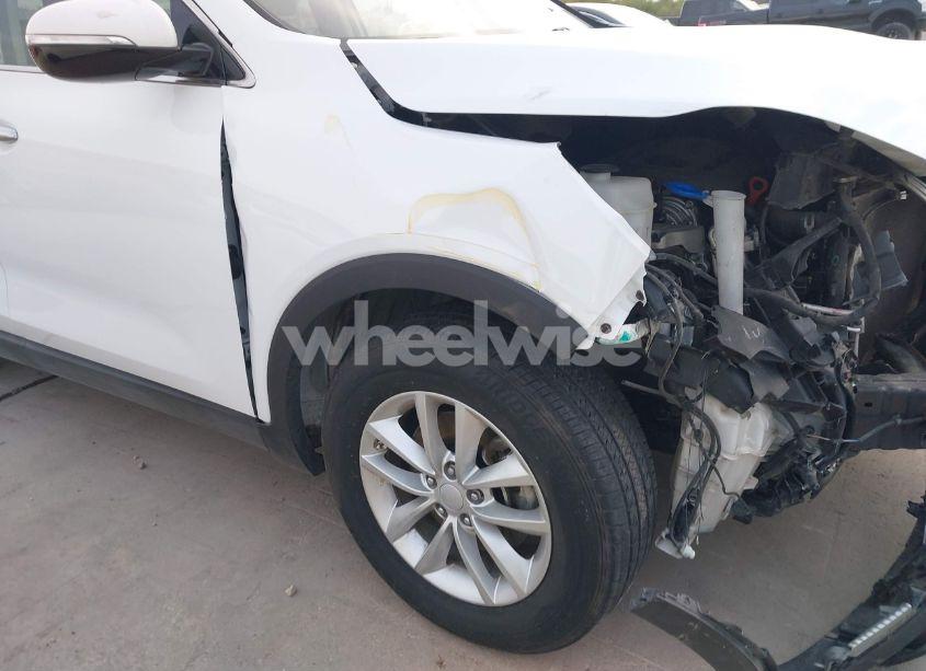 Photo 18 of 2017 Kia Sorento 2.4L LX (VIN 5XYPG4A36HG222199)