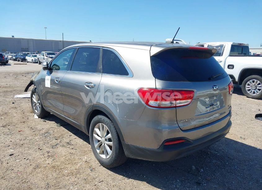 Photo 3 of 2017 Kia Sorento 2.4L L (VIN 5XYPG4A36HG285304)