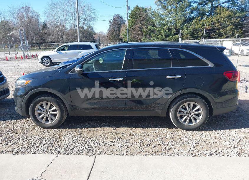 Photo 14 of 2019 Kia Sorento 2.4L L (VIN 5XYPG4A36KG510814)