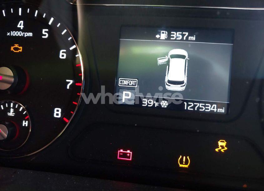 Photo 15 of 2019 Kia Sorento 2.4L L (VIN 5XYPG4A36KG510814)