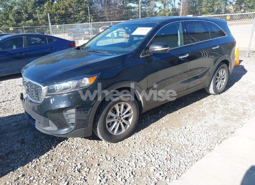 Photo 2 of 2019 Kia Sorento 2.4L L (VIN 5XYPG4A36KG510814)