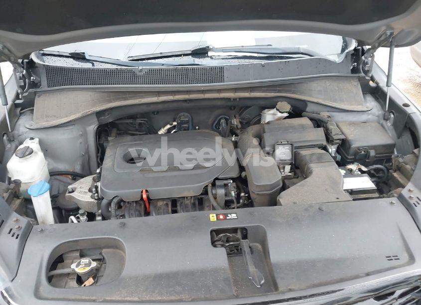 Photo 10 of 2019 Kia Sorento 2.4L L (VIN 5XYPG4A36KG530433)