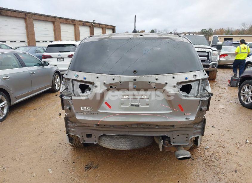 Photo 17 of 2019 Kia Sorento 2.4L L (VIN 5XYPG4A36KG530433)