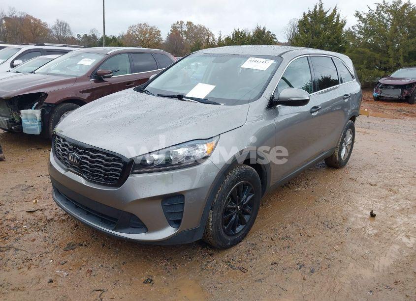 Photo 2 of 2019 Kia Sorento 2.4L L (VIN 5XYPG4A36KG530433)