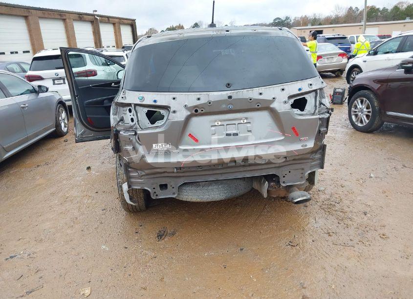 Photo 6 of 2019 Kia Sorento 2.4L L (VIN 5XYPG4A36KG530433)