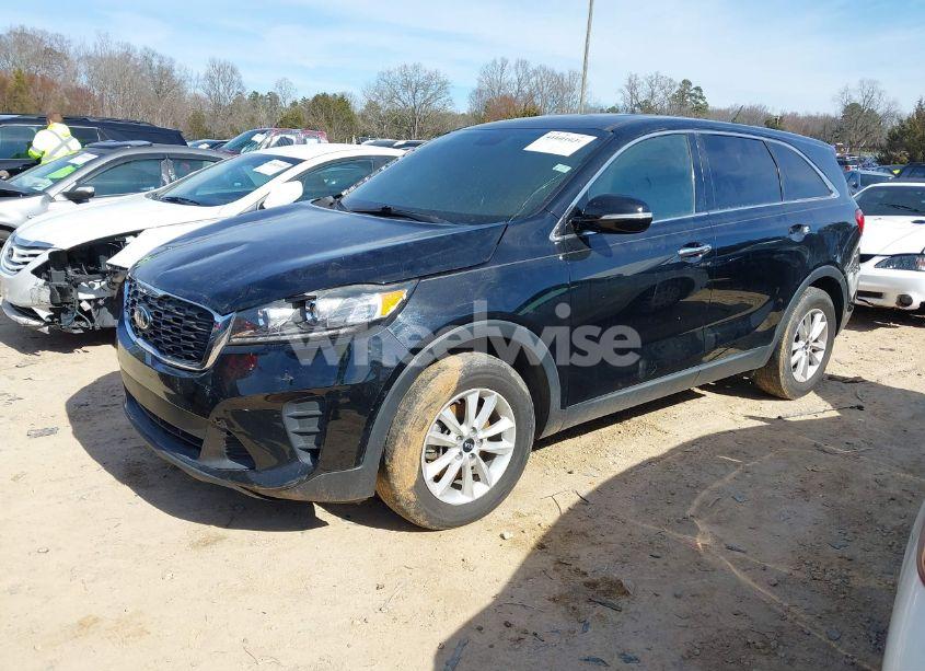 Photo 2 of 2019 Kia Sorento 2.4L L (VIN 5XYPG4A36KG538256)