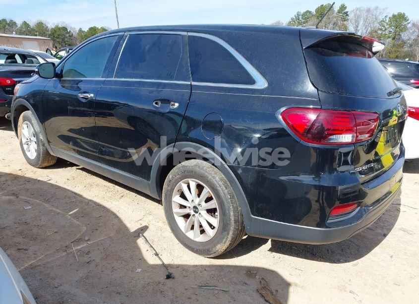 Photo 3 of 2019 Kia Sorento 2.4L L (VIN 5XYPG4A36KG538256)