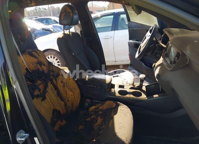 Photo 6 of 2019 Kia Sorento 2.4L L (VIN 5XYPG4A36KG538256)