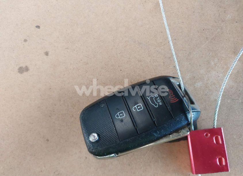 Photo 11 of 2019 Kia Sorento 2.4L L (VIN 5XYPG4A36KG571869)