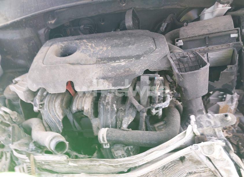 Photo 10 of 2019 Kia Sorento 2.4L LX (VIN 5XYPG4A36KG574769)