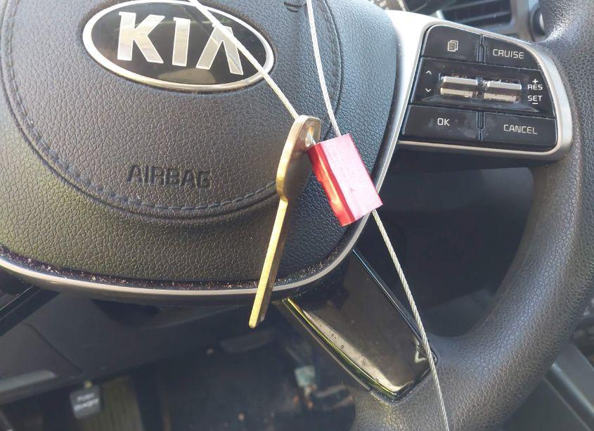 Photo 11 of 2019 Kia Sorento 2.4L L (VIN 5XYPG4A36KG585500)