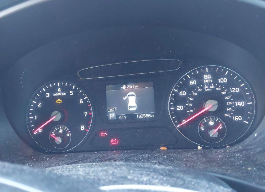 Photo 7 of 2019 Kia Sorento 2.4L L (VIN 5XYPG4A36KG585500)