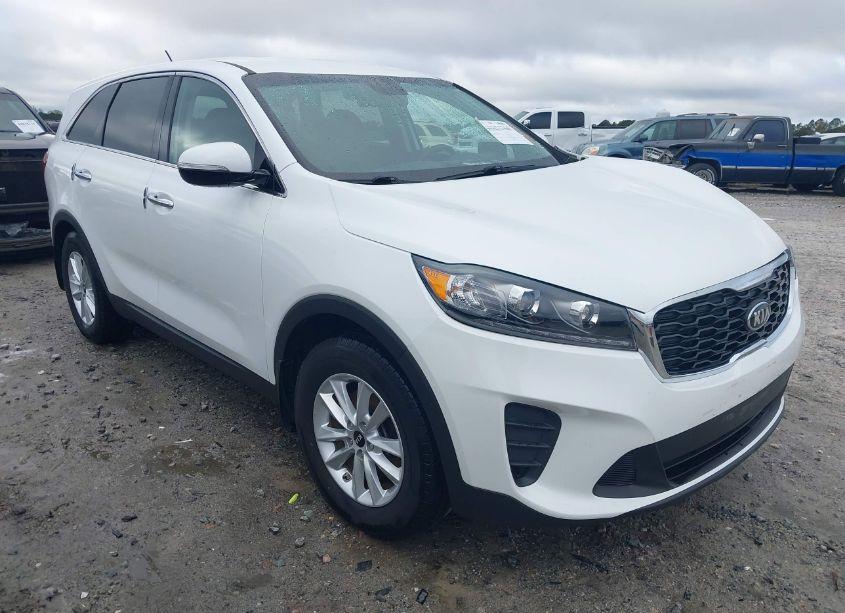 2019 Kia Sorento 2.4L L (VIN 5XYPG4A36KG611125) main photo