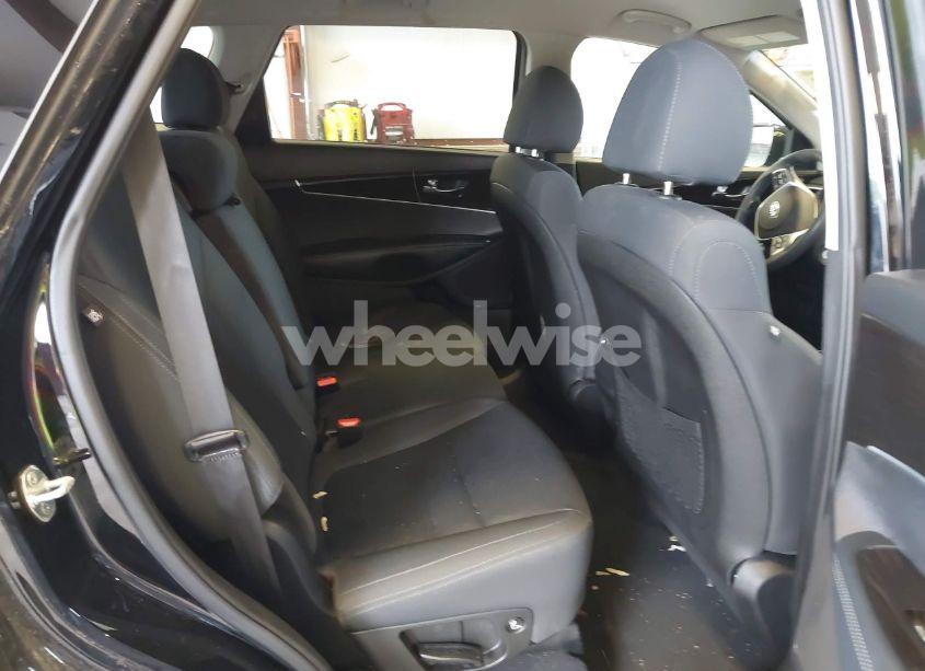 Photo 8 of 2020 Kia Sorento 2.4L L (VIN 5XYPG4A36LG644112)