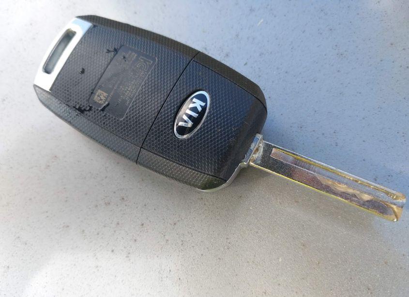 Photo 11 of 2020 Kia Sorento 2.4L LX (VIN 5XYPG4A36LG658799)