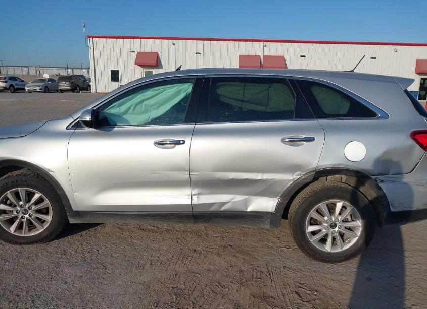 Photo 15 of 2020 Kia Sorento 2.4L L (VIN 5XYPG4A36LG698445)