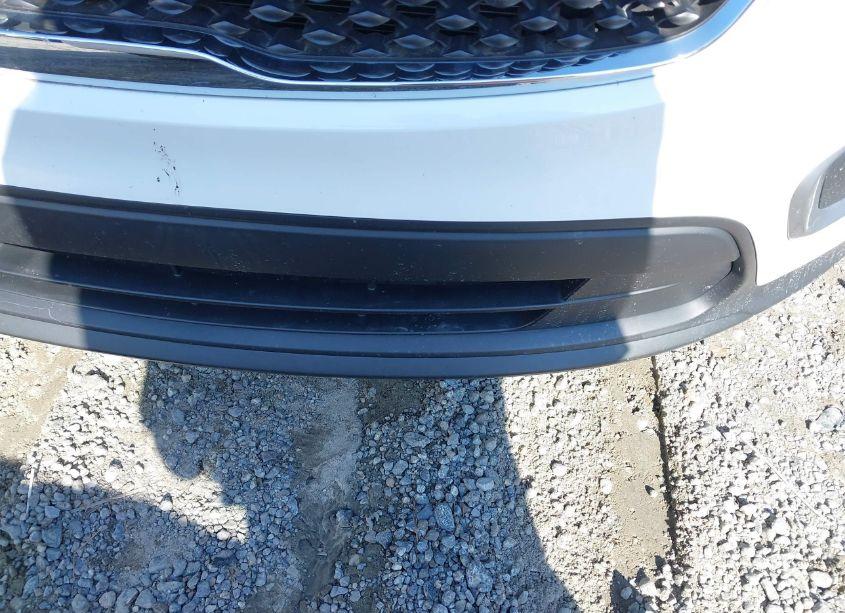 Photo 18 of 2016 Kia Sorento 2.4L LX (VIN 5XYPG4A37GG010202)