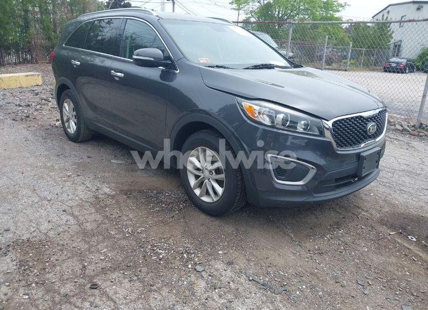 2016 Kia Sorento 2.4L LX (VIN 5XYPG4A37GG050554) main photo