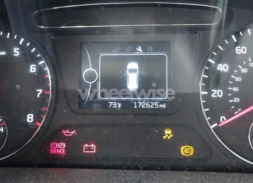 Photo 15 of 2016 Kia Sorento 2.4L LX (VIN 5XYPG4A37GG050554)