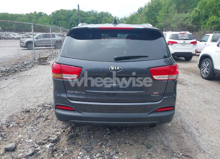Photo 16 of 2016 Kia Sorento 2.4L LX (VIN 5XYPG4A37GG050554)