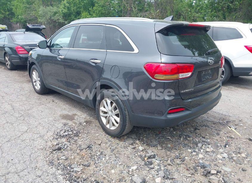 Photo 3 of 2016 Kia Sorento 2.4L LX (VIN 5XYPG4A37GG050554)