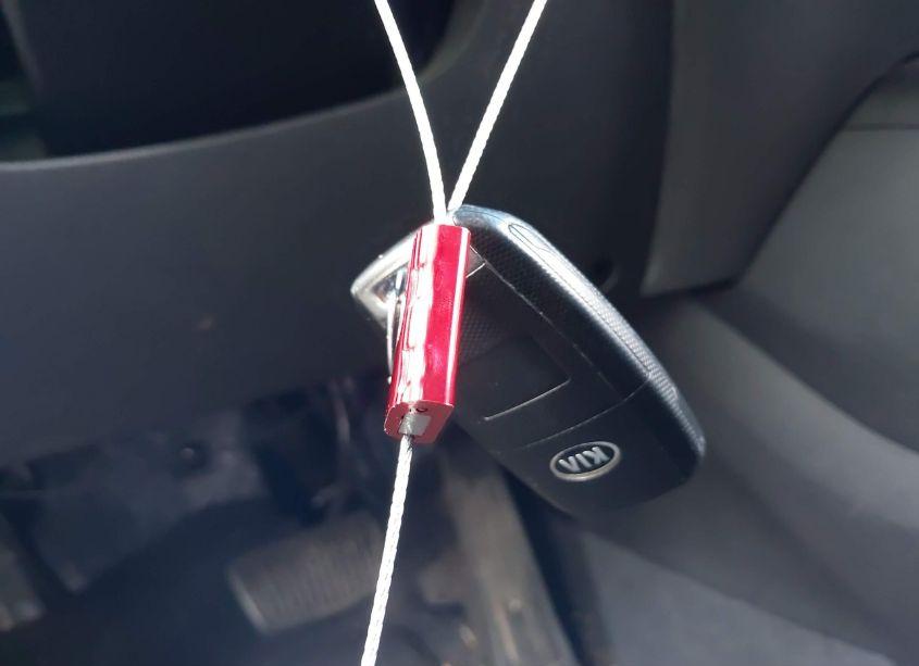 Photo 11 of 2016 Kia Sorento 2.4L LX (VIN 5XYPG4A37GG052045)