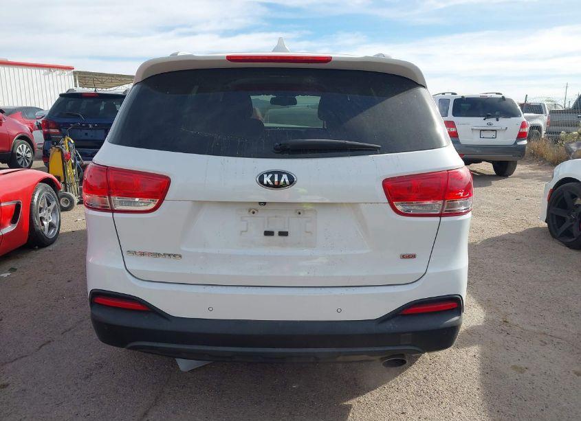 Photo 17 of 2016 Kia Sorento 2.4L LX (VIN 5XYPG4A37GG153697)