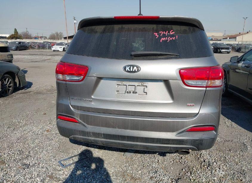 Photo 16 of 2016 Kia Sorento 2.4L L (VIN 5XYPG4A37GG171570)