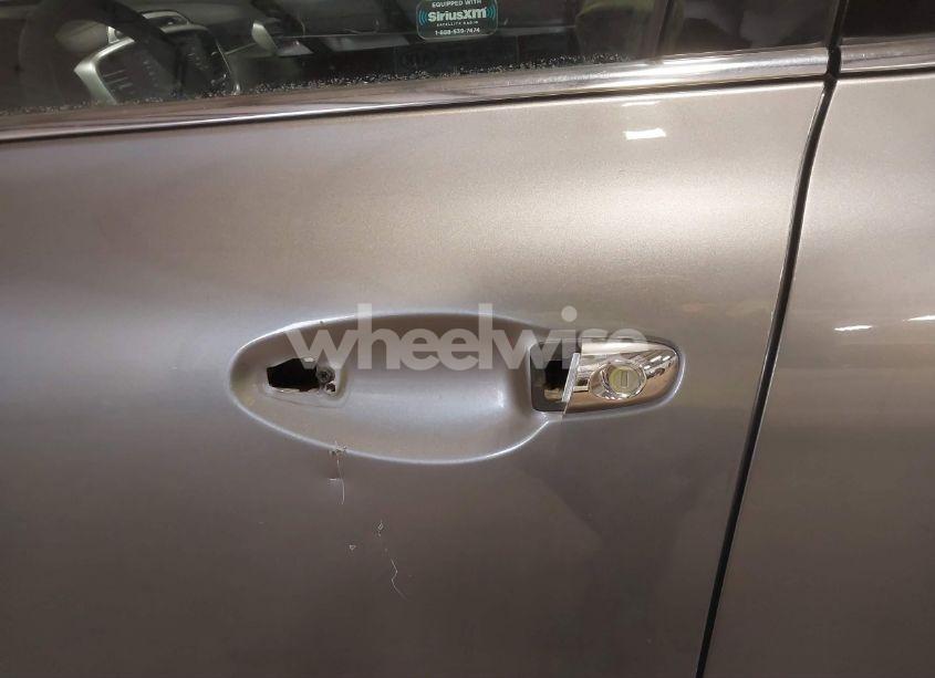 Photo 17 of 2016 Kia Sorento 2.4L LX (VIN 5XYPG4A37GG180950)