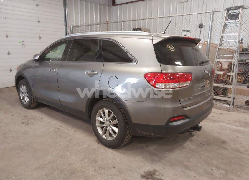 Photo 3 of 2016 Kia Sorento 2.4L LX (VIN 5XYPG4A37GG180950)