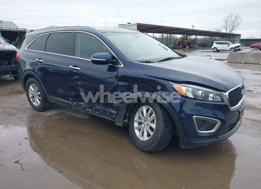 2016 Kia Sorento 2.4L LX (VIN 5XYPG4A37GG181824) main photo