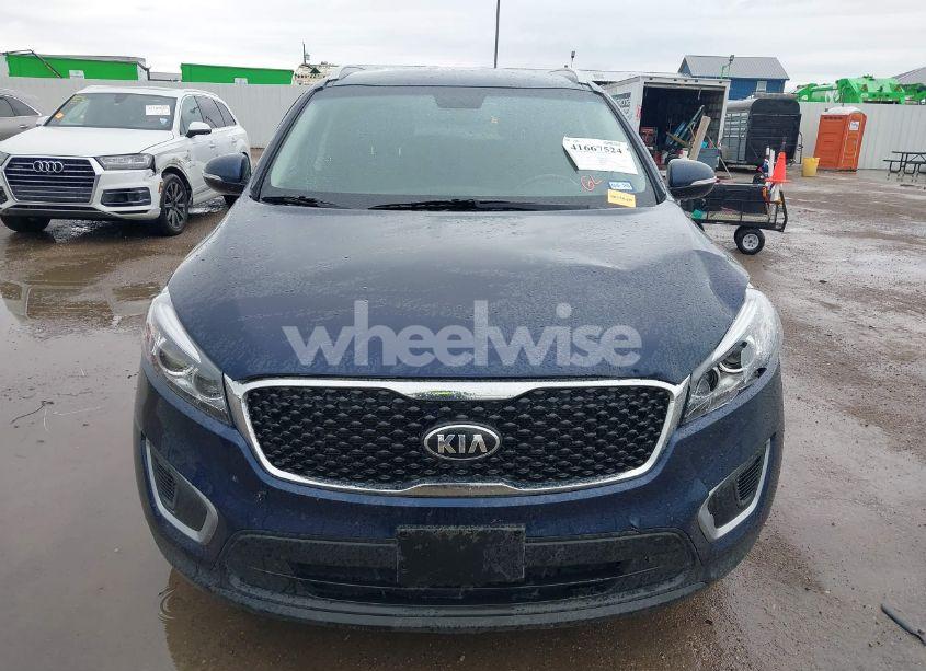 Photo 12 of 2016 Kia Sorento 2.4L LX (VIN 5XYPG4A37GG181824)