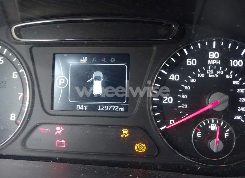 Photo 15 of 2016 Kia Sorento 2.4L L (VIN 5XYPG4A37GG186697)