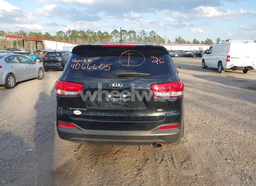 Photo 16 of 2016 Kia Sorento 2.4L L (VIN 5XYPG4A37GG186697)