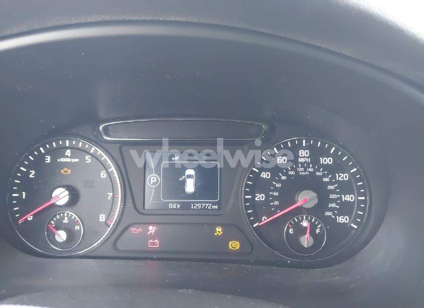 Photo 7 of 2016 Kia Sorento 2.4L L (VIN 5XYPG4A37GG186697)