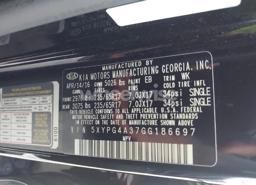 Photo 9 of 2016 Kia Sorento 2.4L L (VIN 5XYPG4A37GG186697)