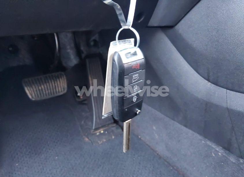 Photo 11 of 2017 Kia Sorento 2.4L L (VIN 5XYPG4A37HG216881)