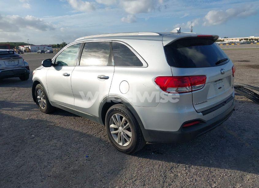 Photo 3 of 2017 Kia Sorento 2.4L LX (VIN 5XYPG4A37HG239450)