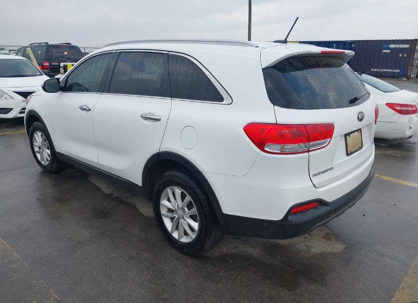 Photo 3 of 2017 Kia Sorento 2.4L LX (VIN 5XYPG4A37HG250187)