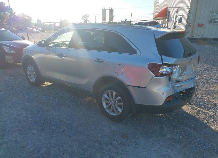 Photo 3 of 2017 Kia Sorento 2.4L LX (VIN 5XYPG4A37HG279057)
