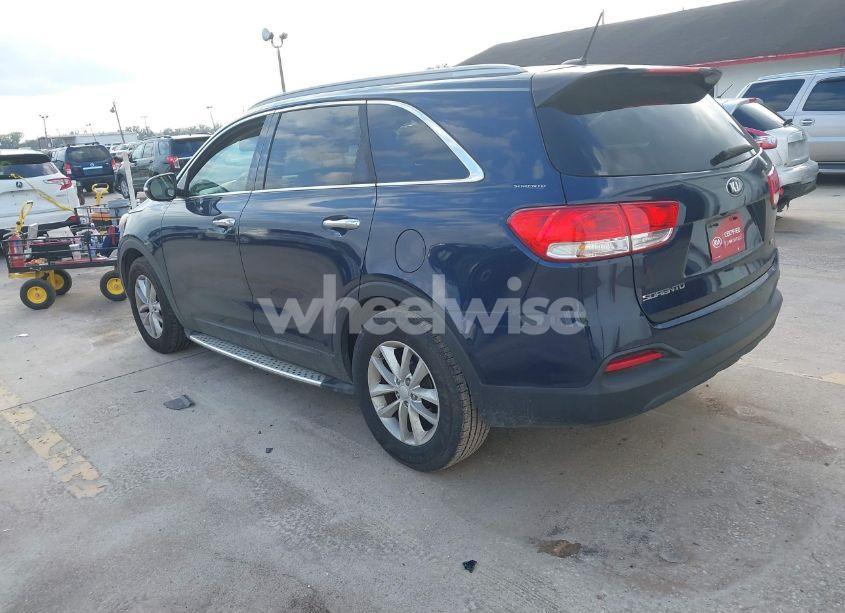 Photo 3 of 2017 Kia Sorento 2.4L LX (VIN 5XYPG4A37HG303860)