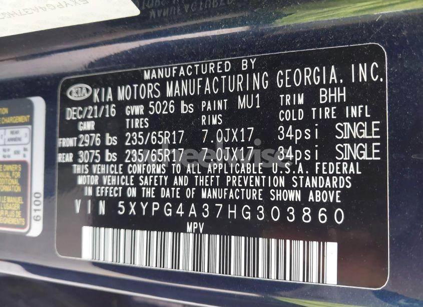 Photo 9 of 2017 Kia Sorento 2.4L LX (VIN 5XYPG4A37HG303860)