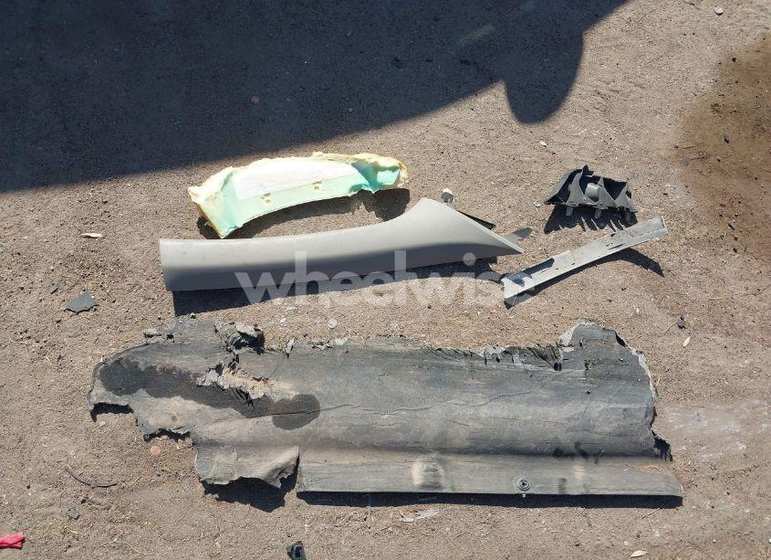 Photo 11 of 2018 Kia Sorento 2.4L LX (VIN 5XYPG4A37JG338470)