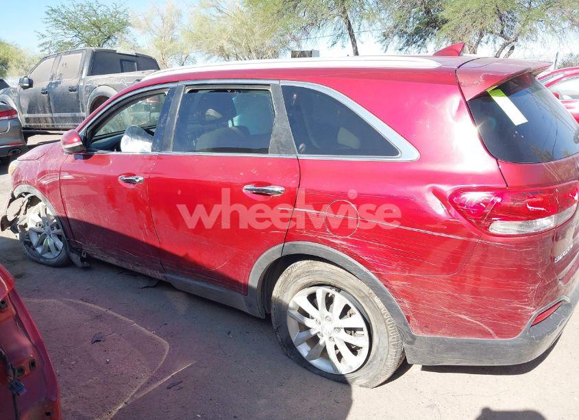 Photo 14 of 2018 Kia Sorento 2.4L LX (VIN 5XYPG4A37JG338470)