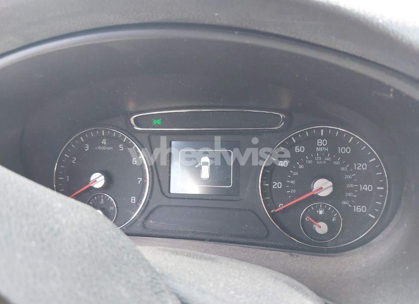 Photo 15 of 2018 Kia Sorento 2.4L LX (VIN 5XYPG4A37JG338470)
